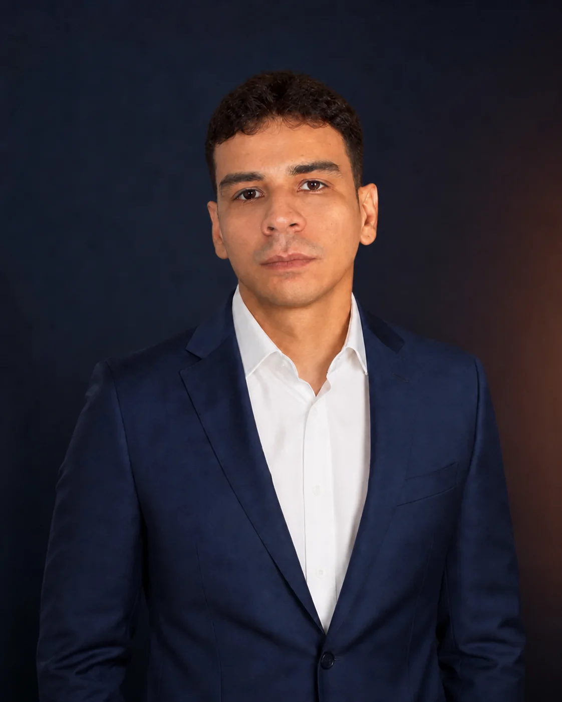 Retrato profissional do Dr. Patrick Medeiros
